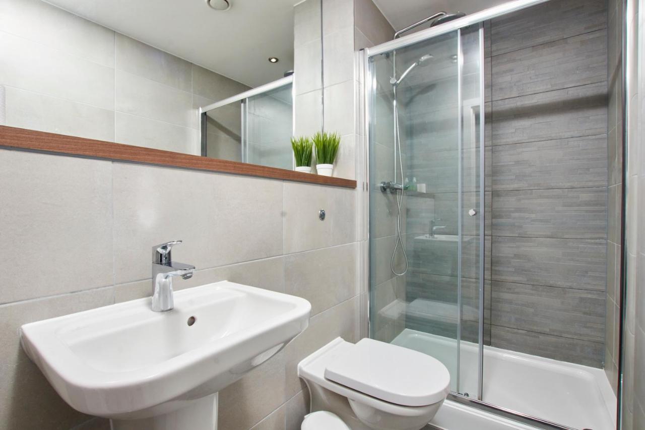 Lovely Central Abode - Amazing Views - Parking Apartment แมนเชสเตอร์ ภายนอก รูปภาพ